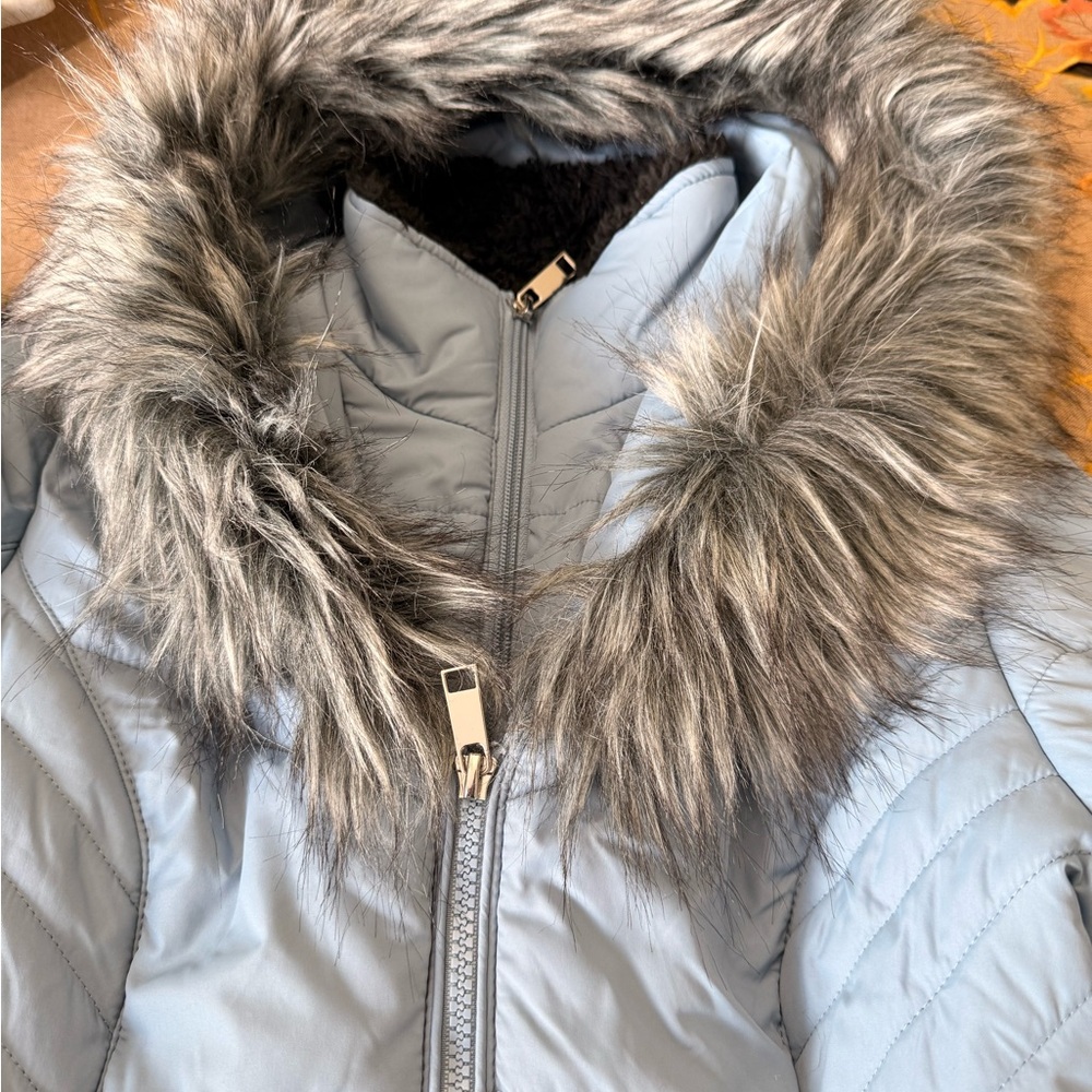 Maralyn & Me Women’s Blue Quilted Puffer Jacket XS Faux Fur Hood Belted NWT - Picture 16 of 16